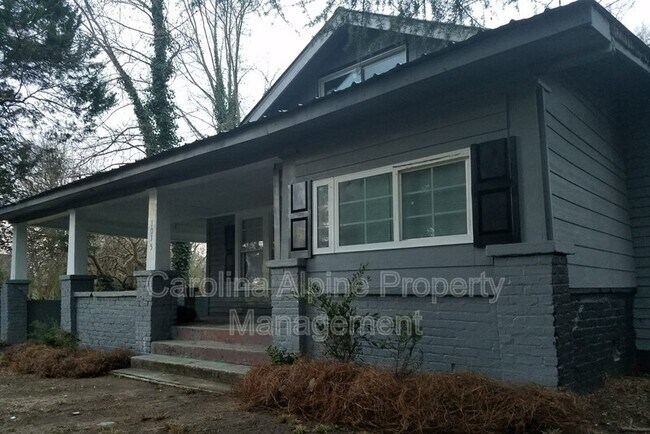 Building Photo - 1015 Fallston Rd