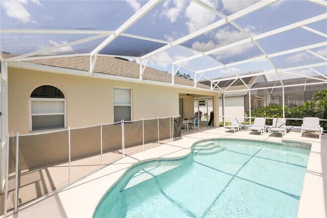 Building Photo - 331 Henley Cir