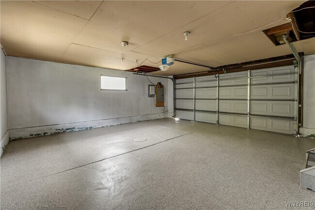 Building Photo - 1040 Klein Rd