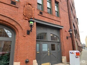 Building Photo - 18-22 Essex St