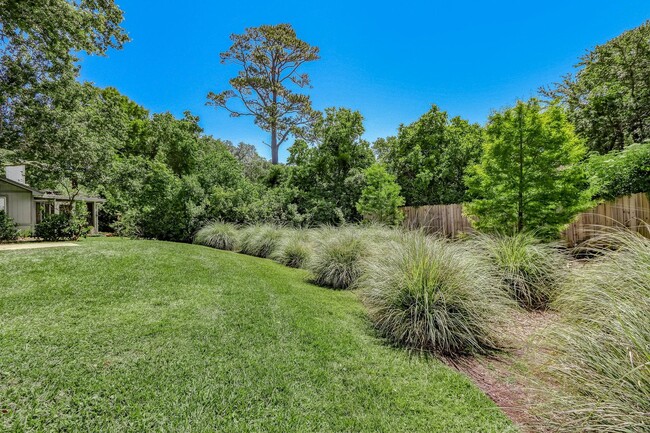 Building Photo - Home on Amelia Island