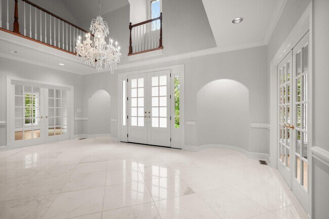 Building Photo - 9809 Hall Rd