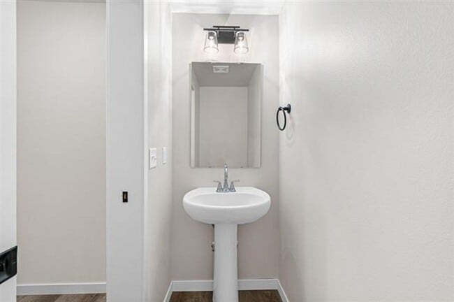 Building Photo - New Townhomes in a Convenient North Libert...