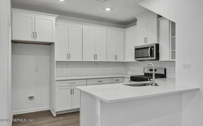 Building Photo - 109 Silver Myrtle Ct