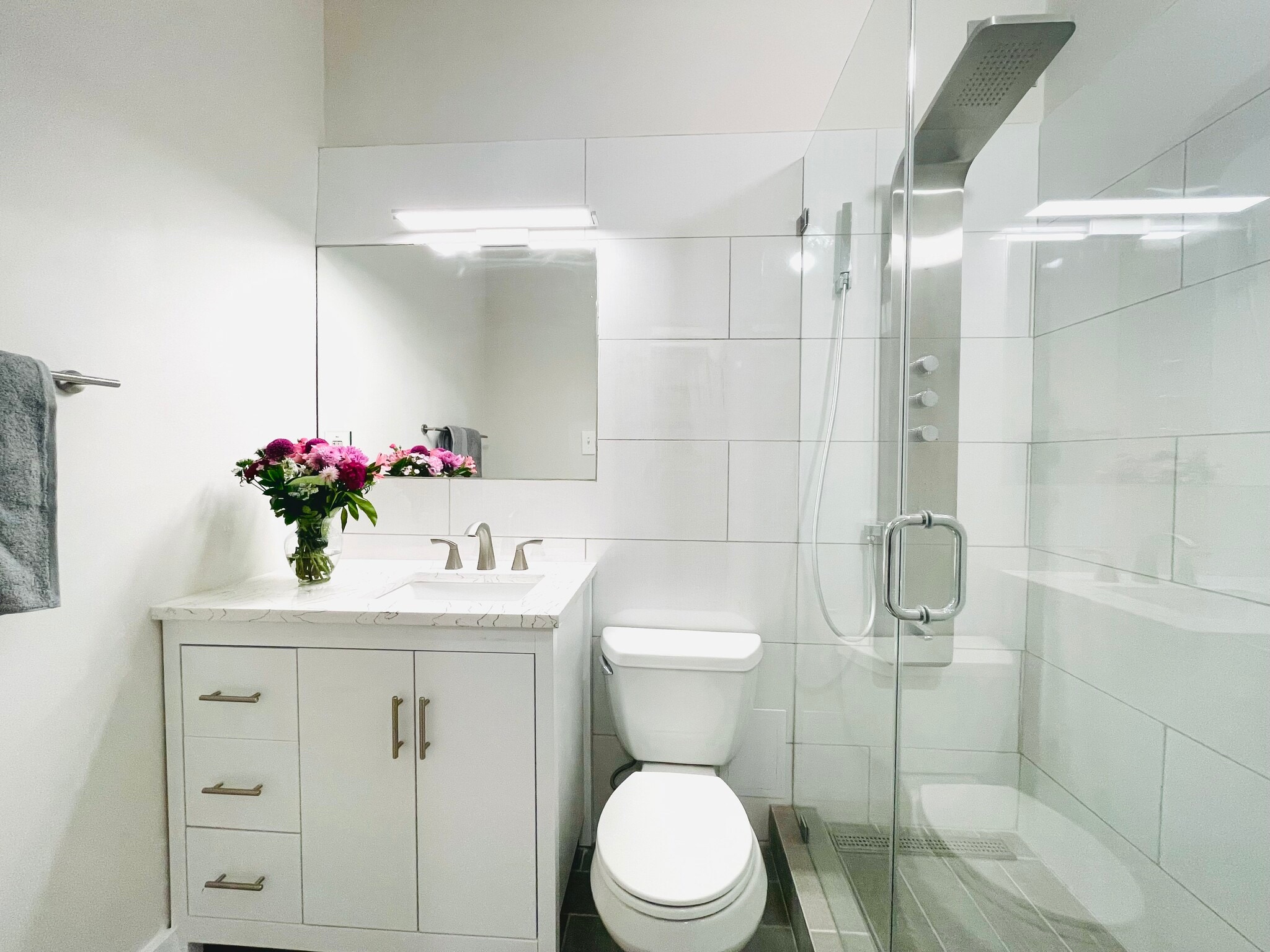 Bathroom - 1011 Arlington Blvd