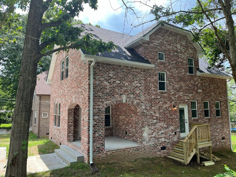 Primary Photo - 432 Bluegrass Ave