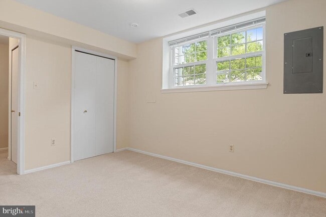 Building Photo - 11740 Stonegate Ln