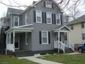 Building Photo - 144 E Cliff St