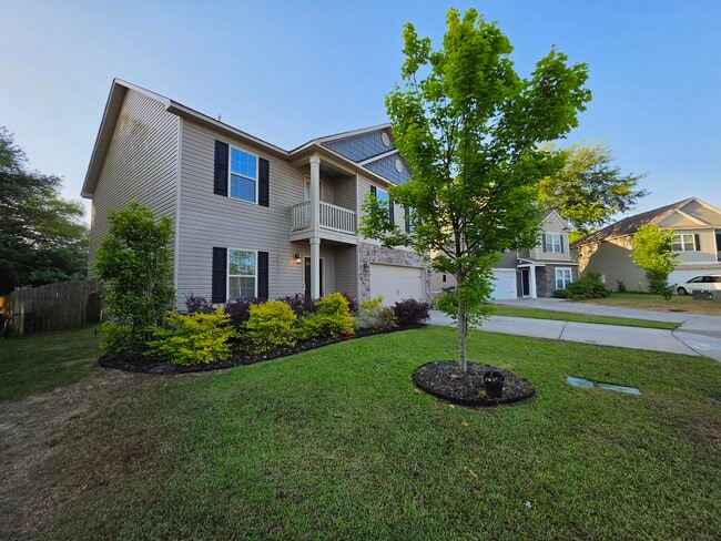 Building Photo - 147 Niblick Dr