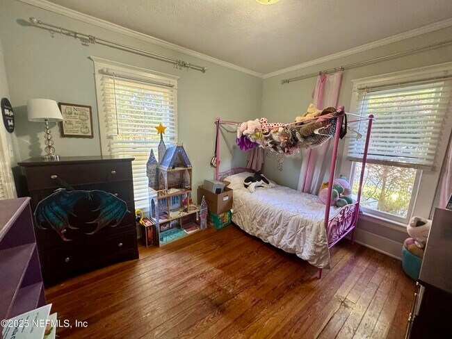 Building Photo - 3649 Walsh St