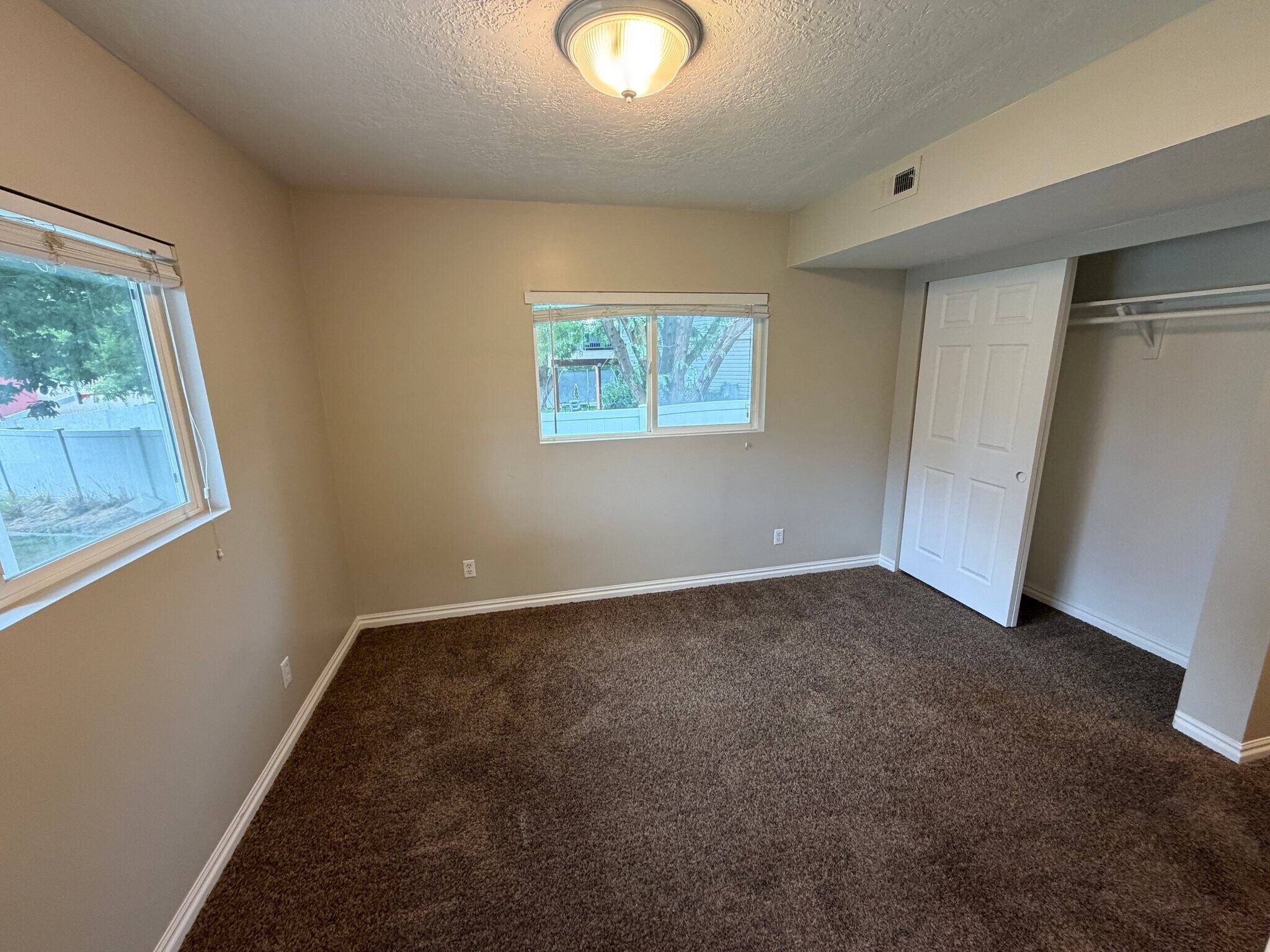 Building Photo - 482 S 1300 E