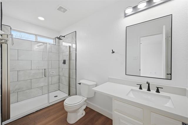 Building Photo - 2524 Tan Oak Dr