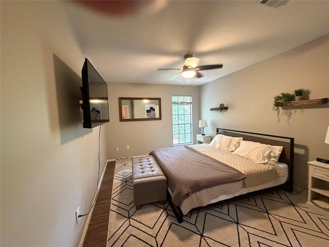 Building Photo - 1400 Vista Ridge Cove