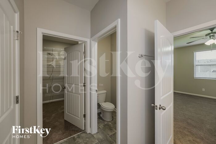 Building Photo - 252 William Dylan Dr