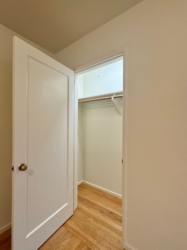 Building Photo - TENTATIVELY RENTED 2 Bedrooms 1 Bathroom C...