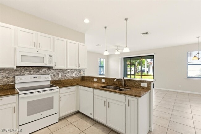 Building Photo - 14825 Sutherland Ave