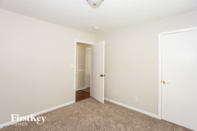 Building Photo - 8304 Lacewood Pl