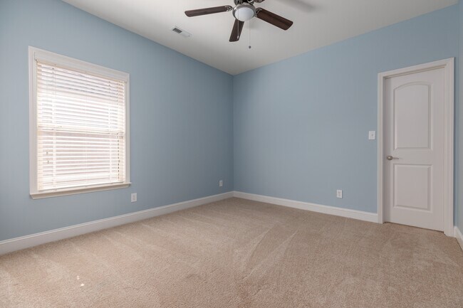 Building Photo - 8317 Anslee Way NW