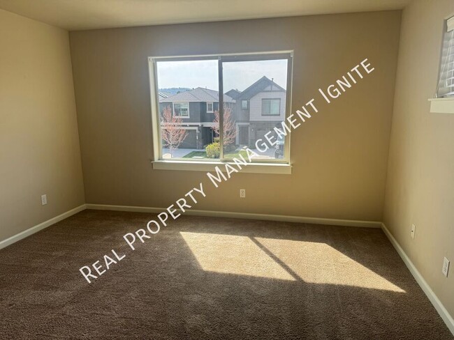 Building Photo - 63152 NE Hadley Pl
