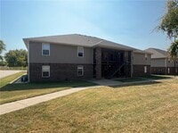 Building Photo - 115 Sadie Ln