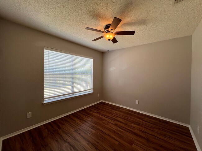 Building Photo - "Fort Worth Texas Homes for Rent"