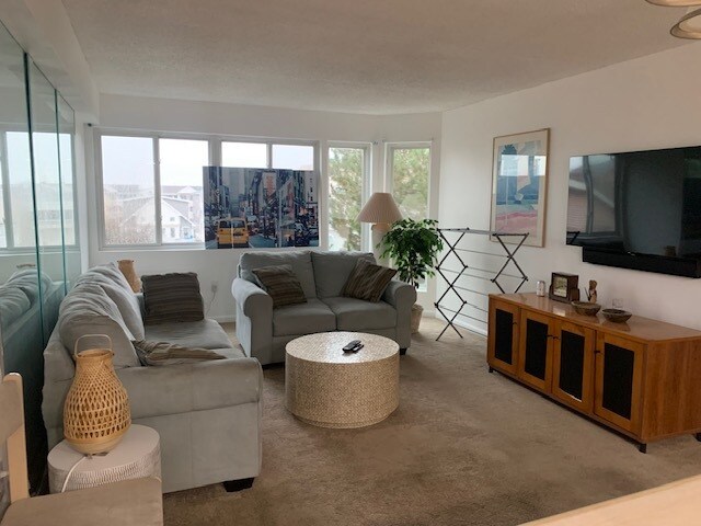 Living Room - 4500 W Brigantine Ave