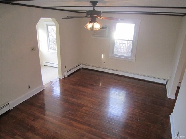 Building Photo - 53 B Ferdon Ave