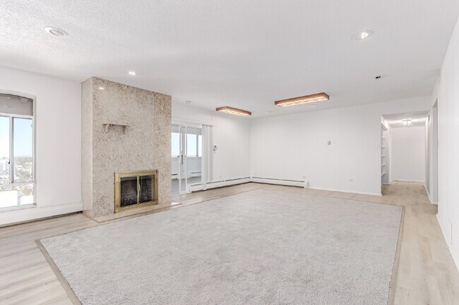 Building Photo - 3131 E Alameda Ave