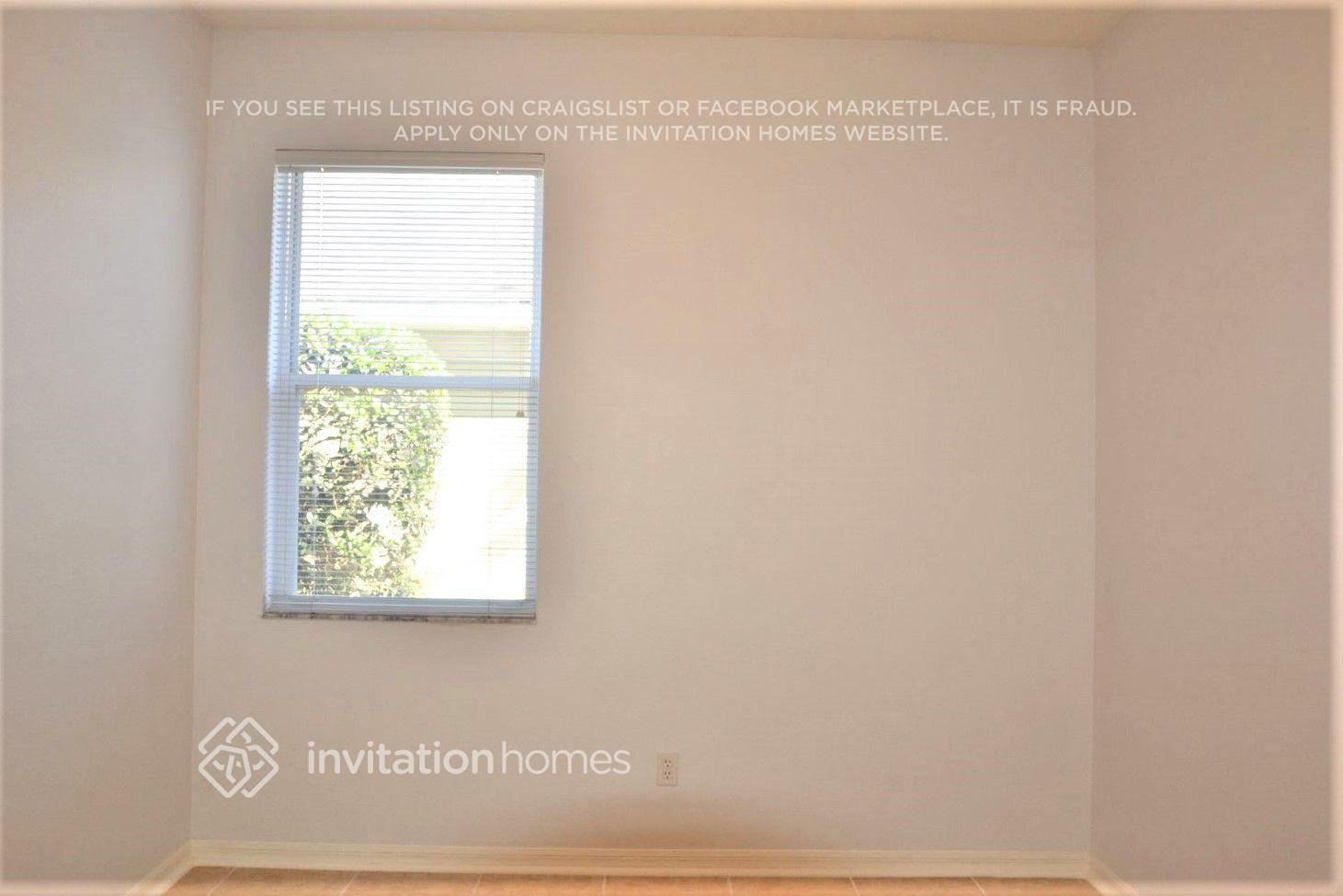 Building Photo - 5620 Terrain De Golf Dr