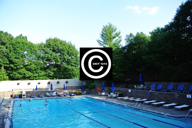 Building Photo - 77 Pond Ave