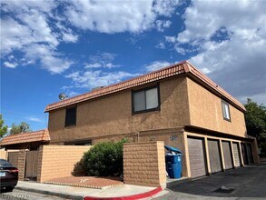 Building Photo - 240 Shadybrook Ln