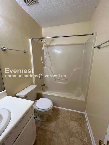 Building Photo - 4508 Timberhurst Dr