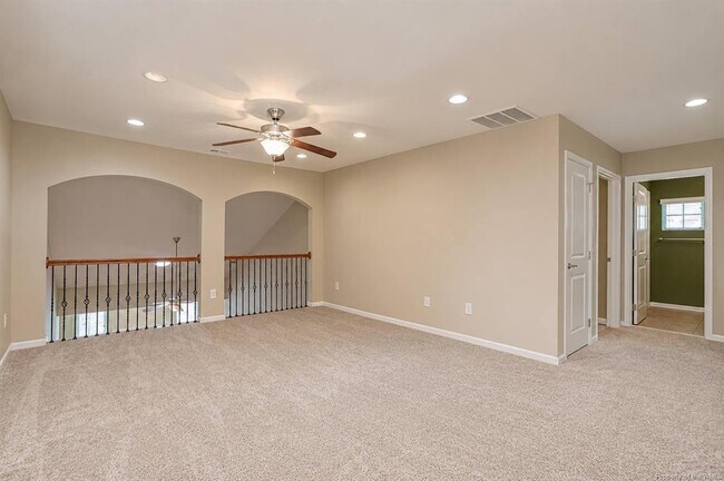 Building Photo - 4046 Coronation