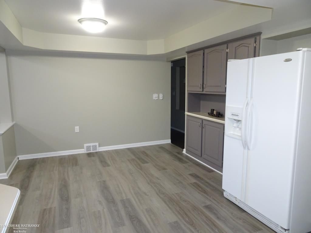 Building Photo - 32106 Gainsborough Dr