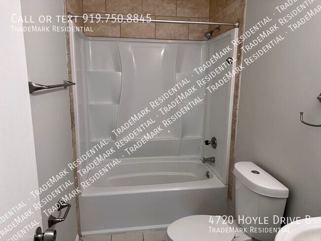 Building Photo - 4720 Hoyle Dr