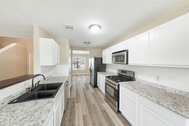 Building Photo - 1602 Gouda Ct