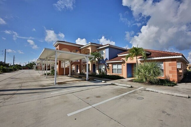 Building Photo - Santa Barbara Villas - Move in Special