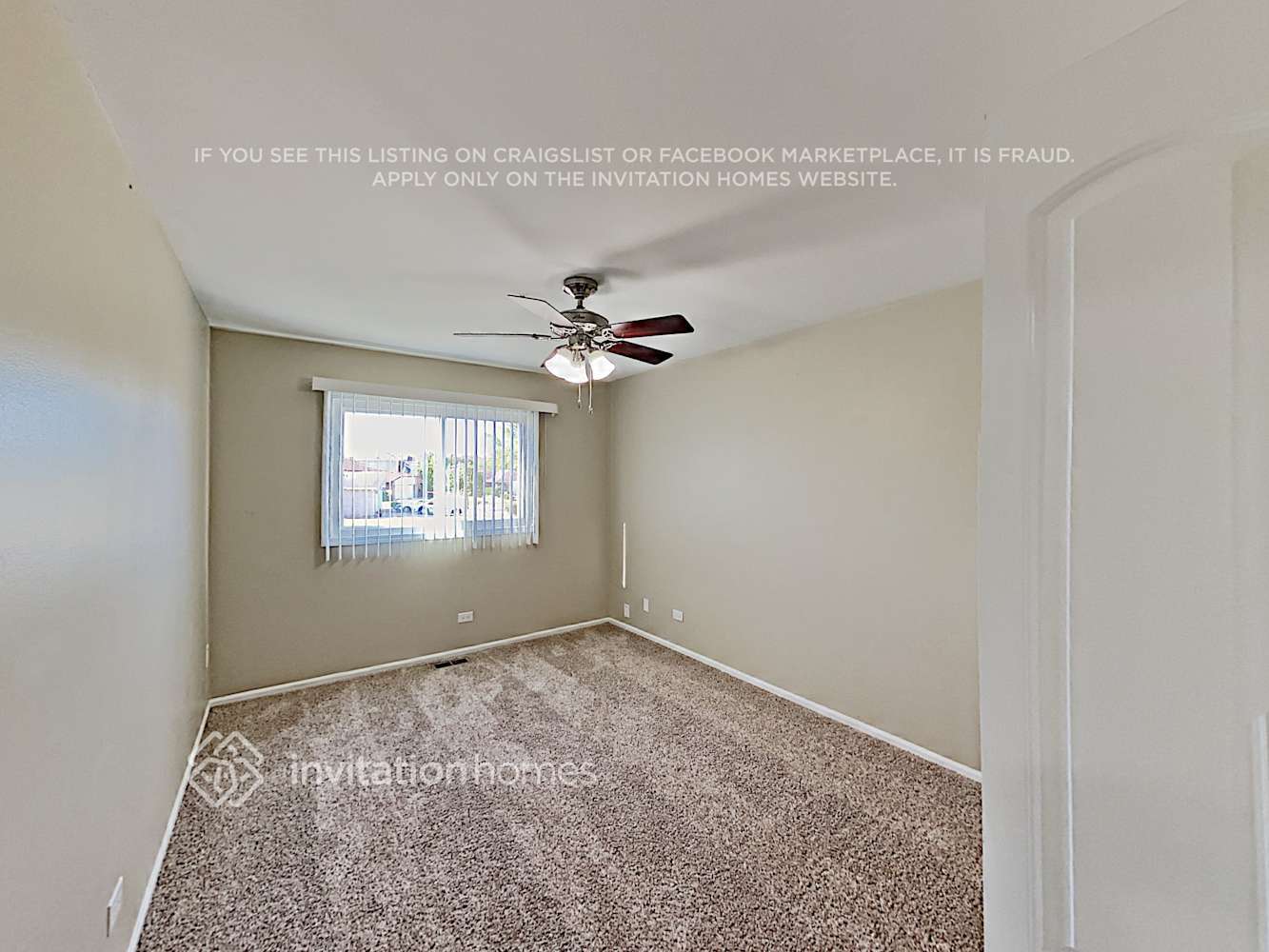Building Photo - 8840 Hickory Dr