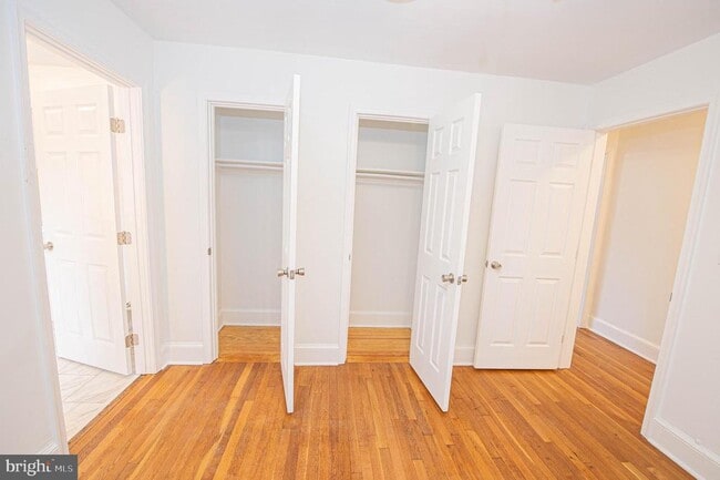 Building Photo - 308 N Division St