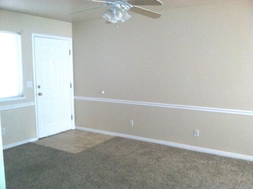Living room - 264 N 3rd E