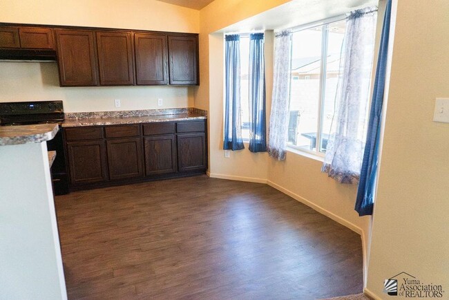Building Photo - 4319 S Desert Willow Wy