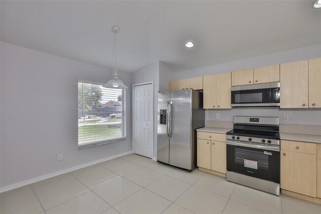 Building Photo - 11345 Coconut Island Dr