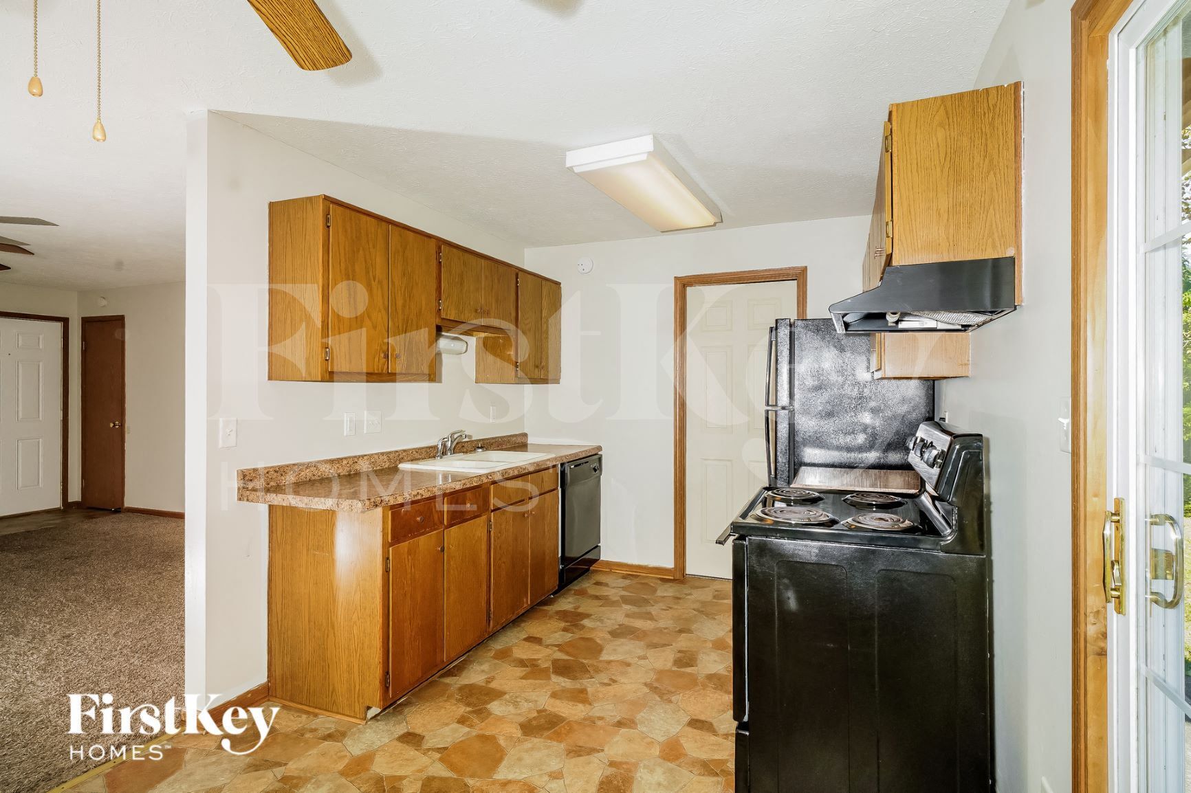 Building Photo - 8631 Pleasant Creek Ct