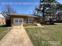 Building Photo - 1801 Oxford Way