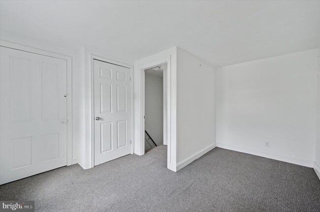 Building Photo - 3441 W Westmoreland St