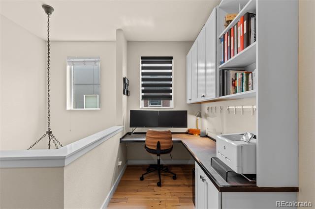 Building Photo - 2065 W 67th Pl