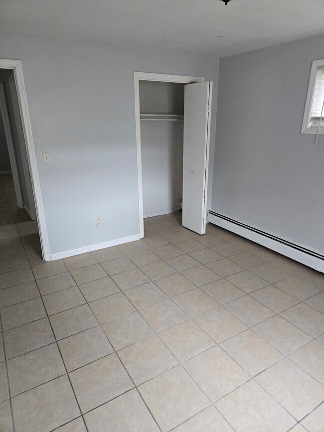 Building Photo - 8250 Southern Blvd