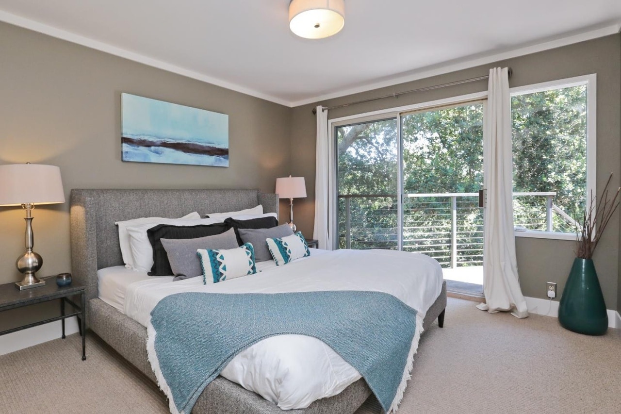 Building Photo - 3534 Oak Knoll Dr