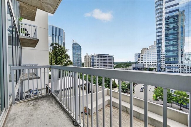 Building Photo - 3324 Peachtree Rd NE