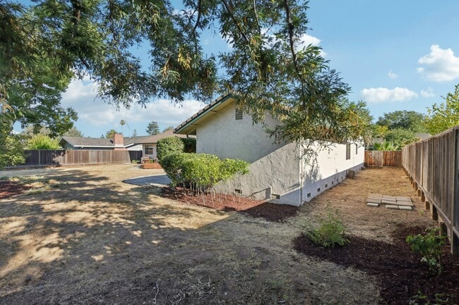 Building Photo - 20373 Glasgow Dr